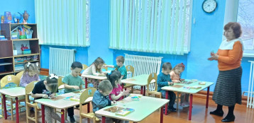 Лепка: «Зайчик зимой». Лепка: «Зайчик зимой».