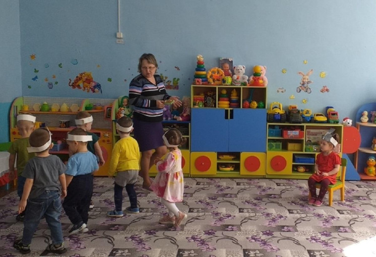 Подвижные игры в разновозрастной группе от 1,6 до 3 лет Подвижные игры в разновозрастной группе от 1,6 до 3 лет.