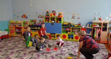 Проведение утренней гимнастики в детском саду. Проведение утренней гимнастики в детском саду.