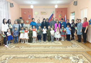 "Февромарт "в средней группе "Февромарт "в средней группе.